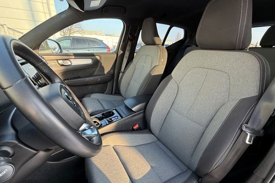 Volvo XC40 B3 B Plus Bright