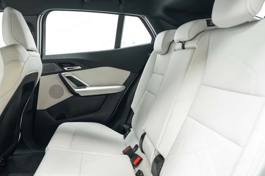 BMW iX2 eDrive20 M Sport