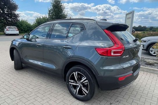 Volvo XC40 B3 Plus Dark