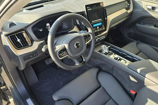 Volvo XC60 T8 Plug-In Hybrid AWD Ultra Dark aut