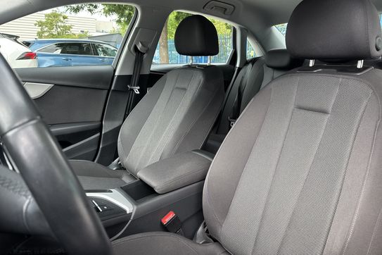 Audi A4 35 TFSI