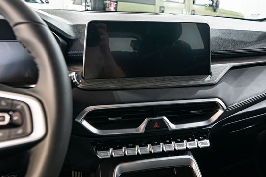 EVO CUATRO ‎1.5 BENZ + LPG FWD