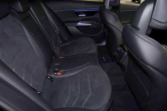 Mercedes E Klasa 220 d 4-Matic AMG