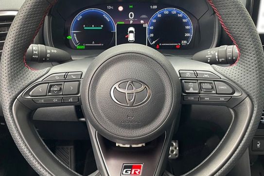 Toyota Yaris Cross GR Sport 1.5 Hybrid