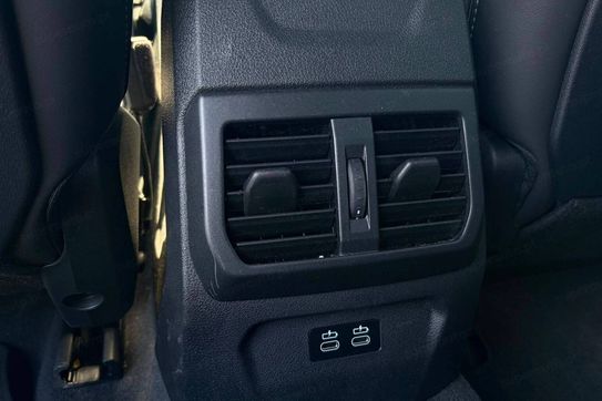 BMW Seria 1 120d mHEV aut