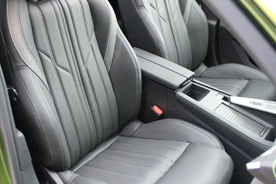 Peugeot 408 GT Exclusive S&S 1.2 mHEV  e-DSC6
