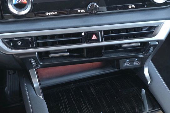 Lexus RX 450h+ F Sport Design
