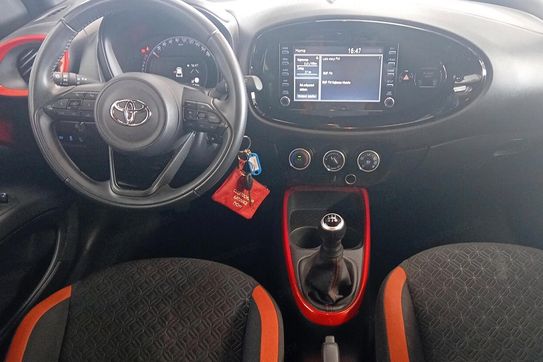 Toyota Aygo X 1.0 VVT-i Style