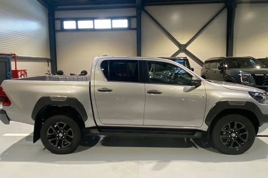 Toyota HiLux Double Cab Invincible
