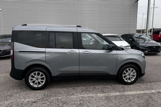 Ford Tourneo Courier Titanium