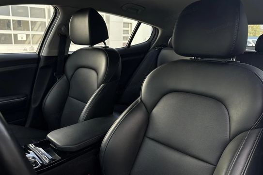 Kia Stinger 2.0 T-GDI L