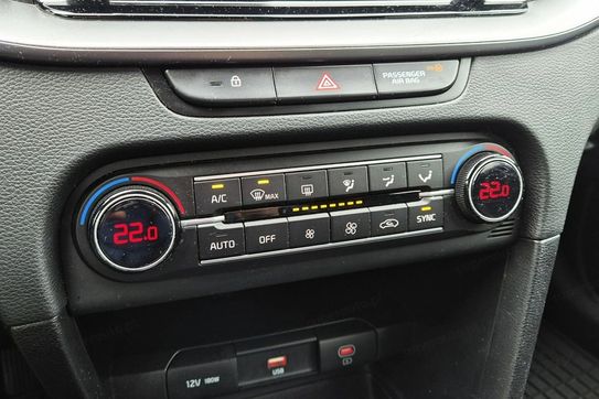 Kia Ceed Ceed 1.5 T-GDI mHEV M