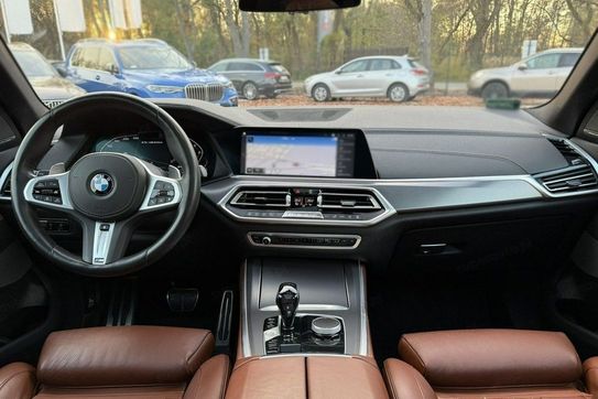 BMW X5 M50d