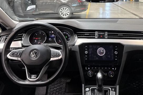 Volkswagen Passat 2.0 TDI 4Mot. R-Line  DSG