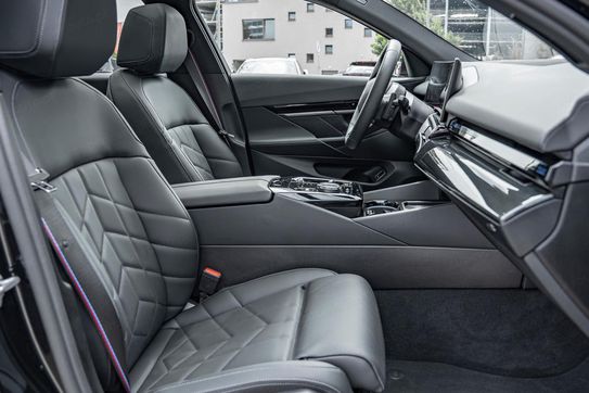 BMW Seria 5 520d xDrive M Sport
