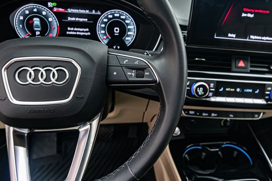 Audi A4 45 TFSI quattro S tronic