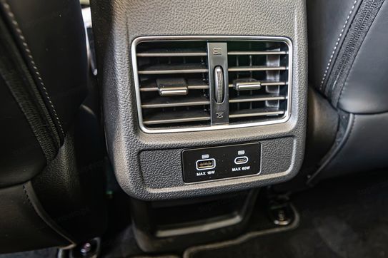 Jac JS8 1.5 T-GDI 7 DCT 6os.