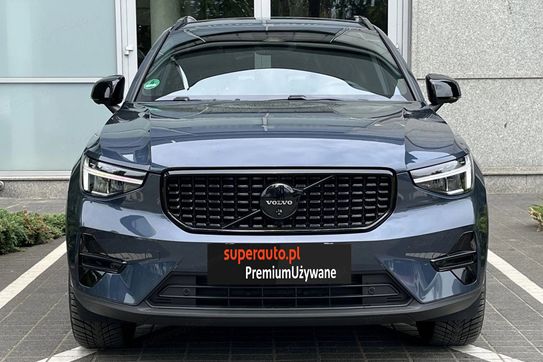 Volvo XC40 B4 Plus Black Edition