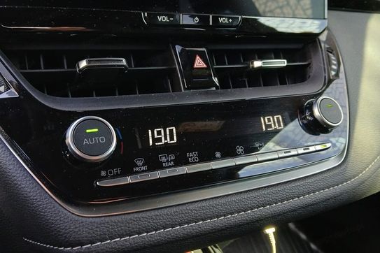 Toyota Corolla 1.8 Hybrid Style