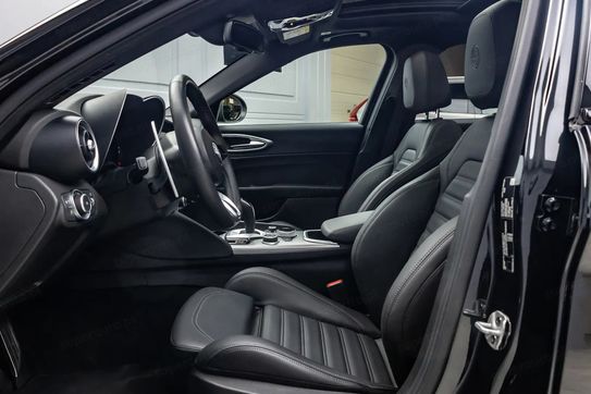 Alfa Romeo Giulia Turbo Veloce Q4 aut
