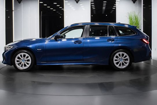 BMW Seria 3 320e aut