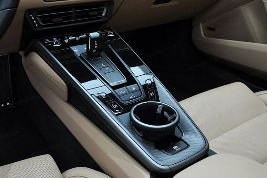 Porsche 911 Carrera 4S