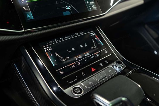 Audi Q8 TFSI e quattro