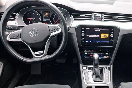 Volkswagen Passat 2.0 TDI 4Mot. DSG