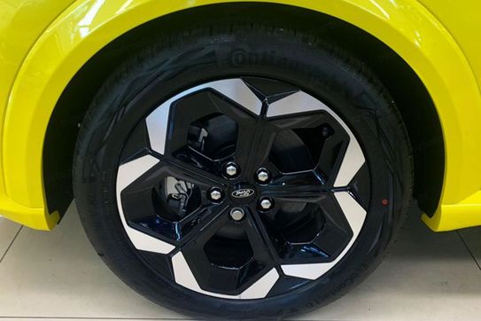 Ford Puma Premium 43.6 kWh