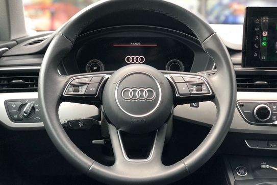 Audi A4 35 TFSI mHEV S tronic