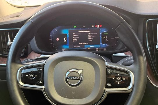 Volvo XC60 T8 Plug-In Hybrid AWD Ultimate Dark aut
