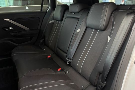 Opel Astra VI 1.2 T GS S&S