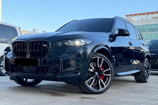 BMW X5 M60i xDrive