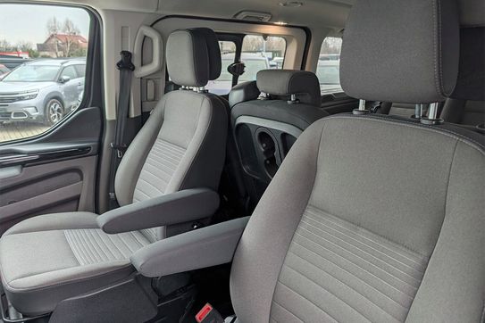 Ford Tourneo Custom L2H1 AT