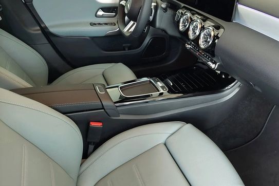 Mercedes Klasa A 200 AMG Line