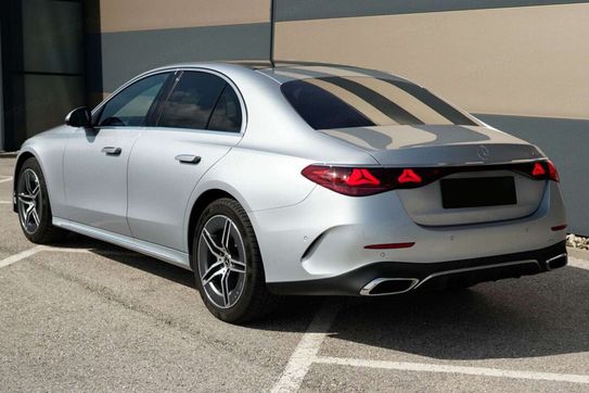 Mercedes Klasa E 220 d  4-Matic AMG