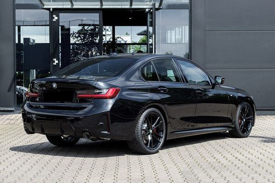 BMW Seria 3 330i xDrive M Sport