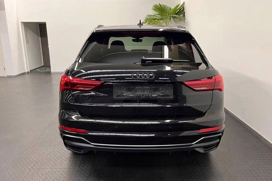 Audi Q3 35 TFSI S line