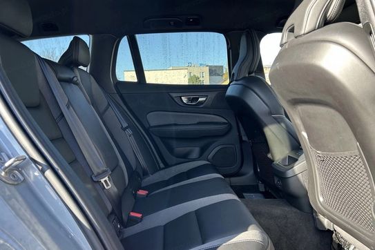 Volvo V60 B4 D Plus Dark