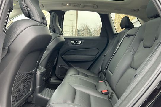 Volvo XC60 T6 Plug-In Hybrid AWD Plus Dark aut