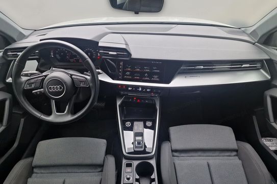 Audi A3 35 TFSI mHEV S tronic
