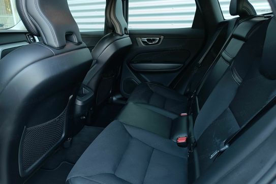 Volvo XC60 T4 Momentum Pro aut