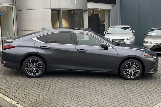 Lexus ES 300h Business Edition 2.5 E-CVT