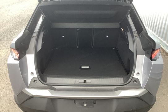 Peugeot 3008 GT 1.2 mHEV e-DCS6