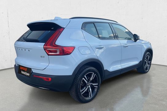 Volvo XC40 B3 Plus Dark aut