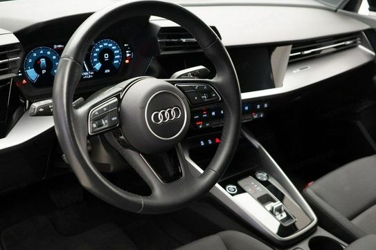 Audi A3 35 TFSI mHEV S tronic