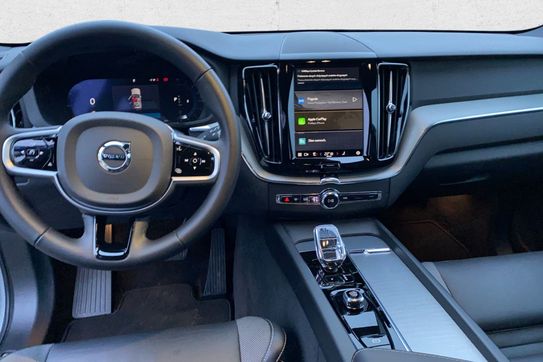 Volvo XC60 B5 B AWD Plus Dark