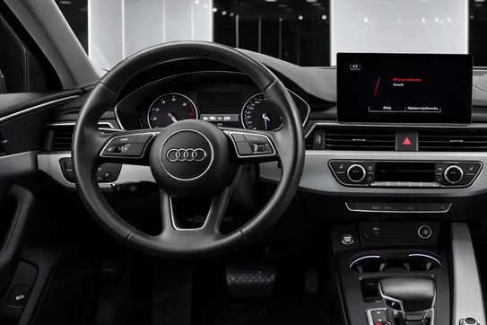 Audi A4 35 TFSI mHEV Advanced S tronic