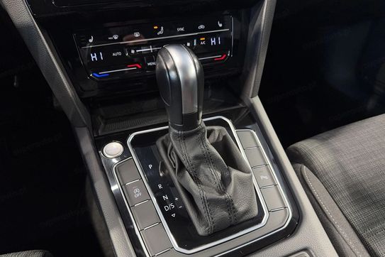 Volkswagen Passat 1.5 TSI DSG