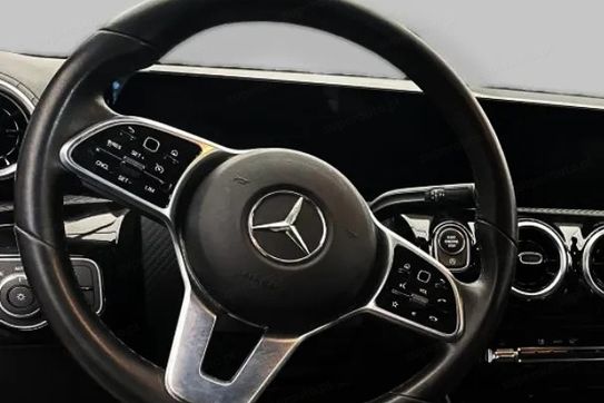Mercedes Klasa A 200 d Progressive 8G-DCT